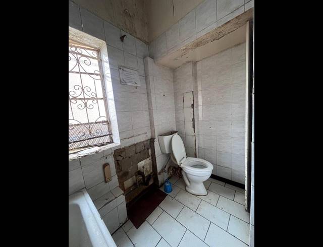 15 BEDROOM HOUSE FOR SALE IN HADDON